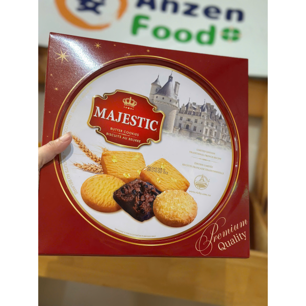 BÁNH QUY BƠ MAJESTIC HỘP THIẾC 382G (XANH/ĐỎ)
